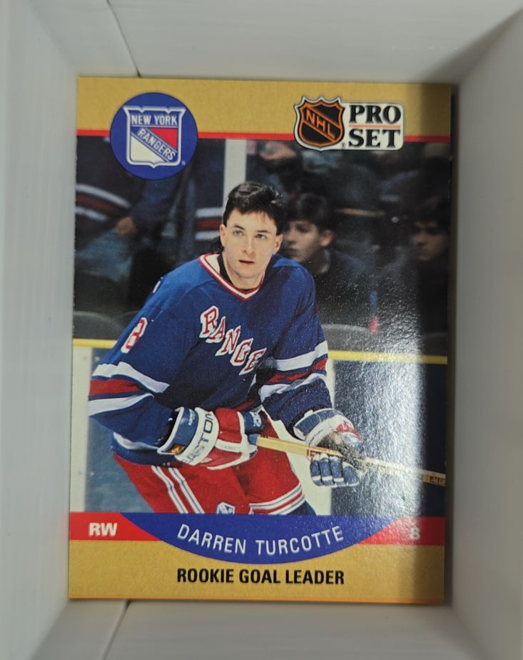1990-91 Pro Set #400 Darren Turcotte Rookie Goal Leader — front