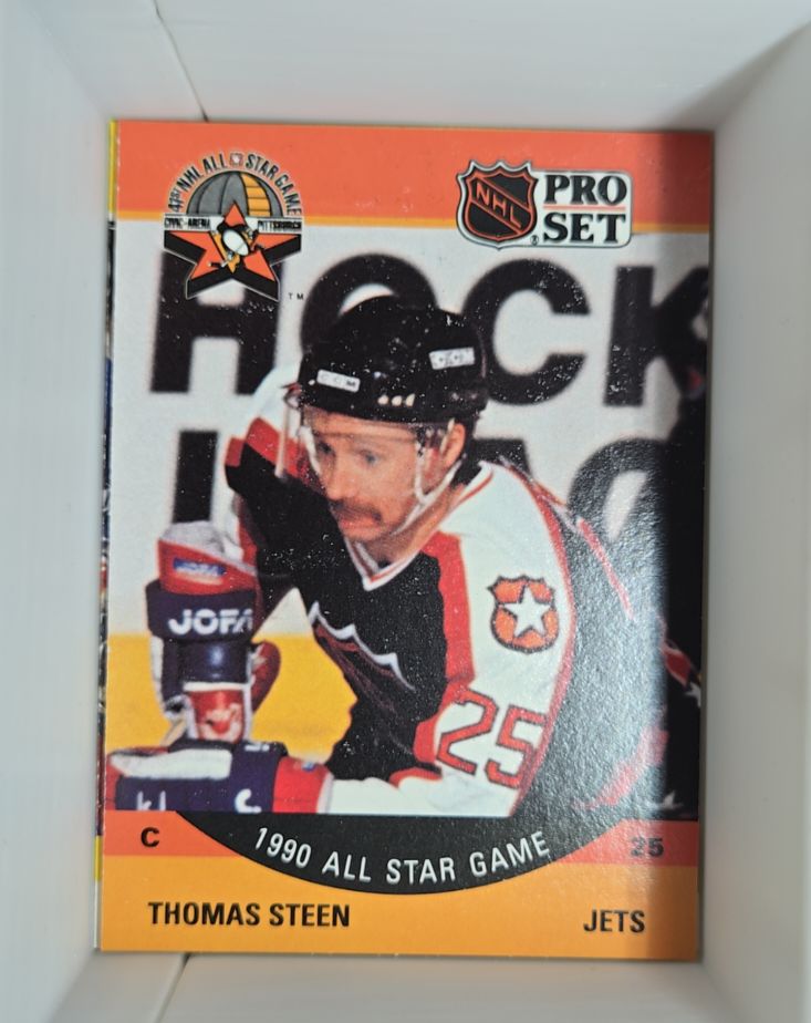 1990-91 Pro Set #356 Thomas Steen — front