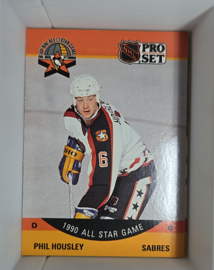 1990 Pro Set #364 Phil Housley — front