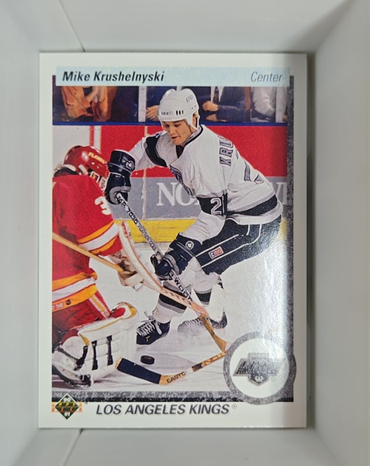 1990-91 Upper Deck #394 Mike Krushelnyski Los Angeles Kings — front