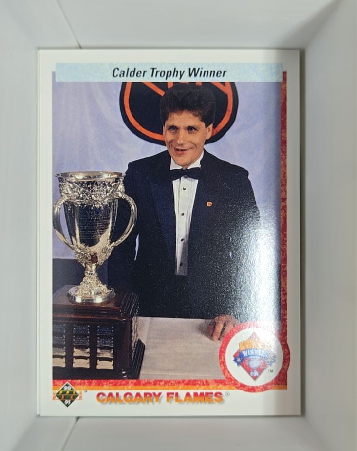 1990-91 Upper Deck #202 Sergei Makarov Calder Trophy Winner — front