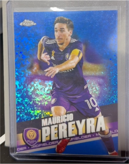 2022 Topps Chrome MLS #53 Mauricio Pereyra — front
