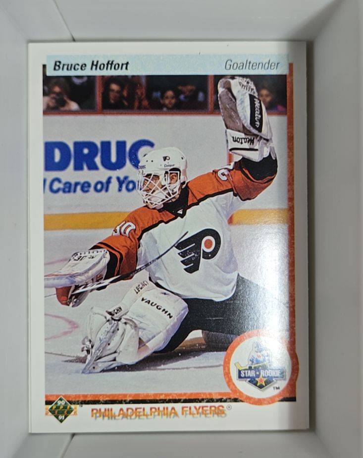 1990-91 Upper Deck #135 Bruce Hoffort Philadelphia Flyers — front