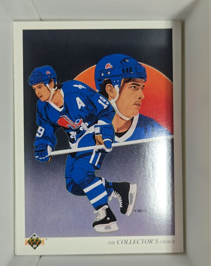 1990-91 Upper Deck #301 Joe Sakic — front