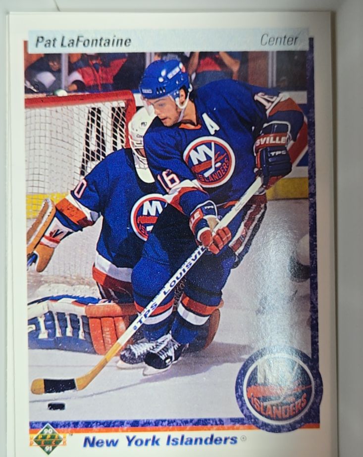 1990-91 Upper Deck #246 Pat LaFontaine New York Islanders — front