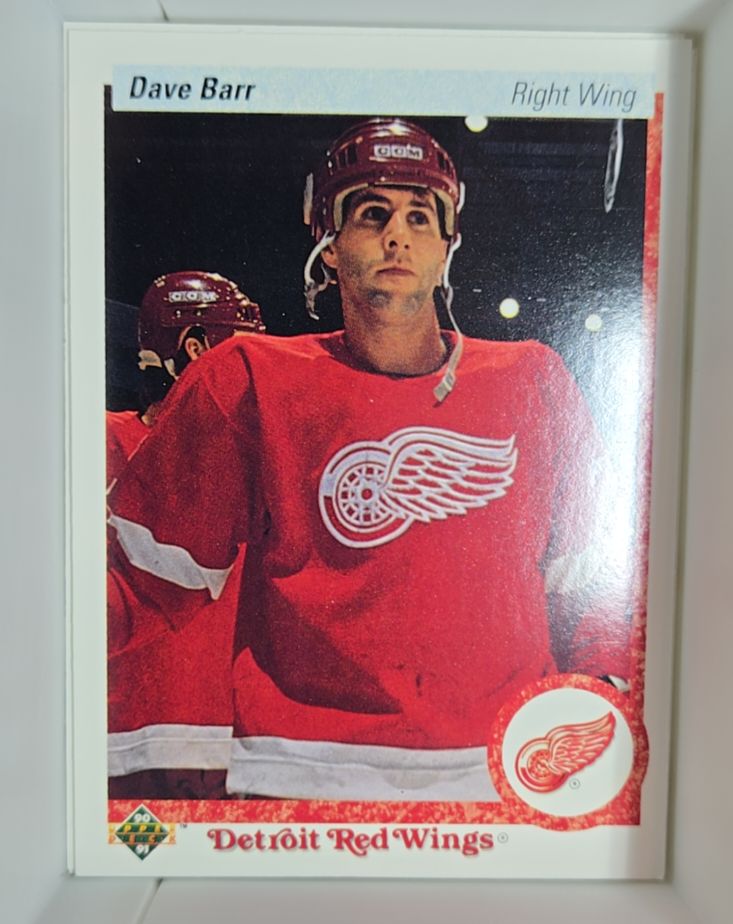 1990-91 Upper Deck #257 Dave Barr — front