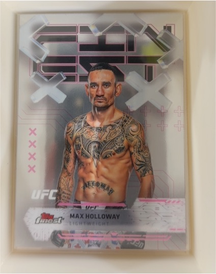 2025 Topps Finest UFC #45 Max Holloway — front
