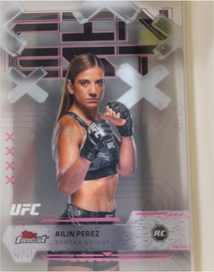 2025 Topps Finest UFC #7 Ailin Perez Rookie — front