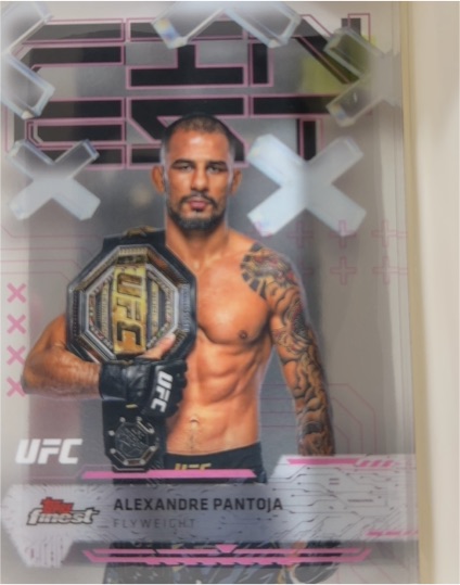 2025 Topps Finest UFC #18 Alexandre Pantoja — front