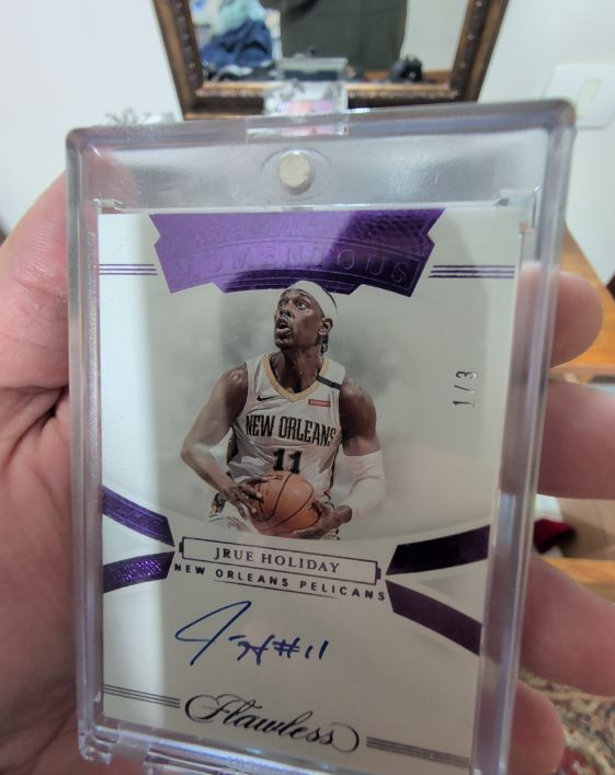 2017 Panini Flawless #1 Jrue Holiday — front
