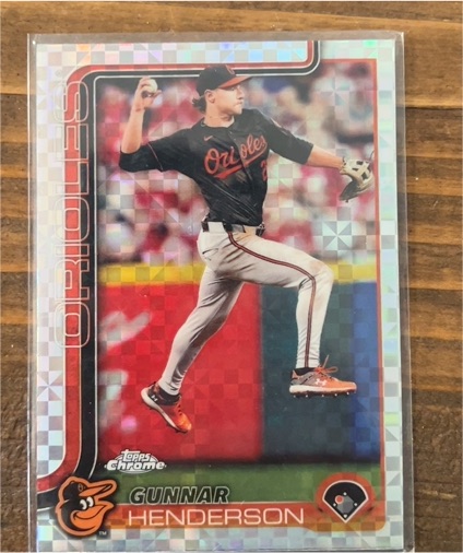 2025 Topps Chrome #213 Gunnar Henderson — front