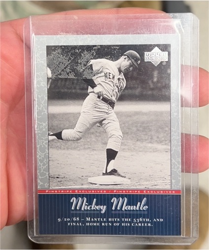 2001 Upper Deck Pinstripe Exclusives #MM37 Mickey Mantle — front