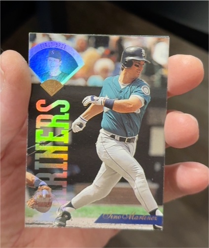 1995 Leaf #90 Tino Martinez Seattle Mariners — front