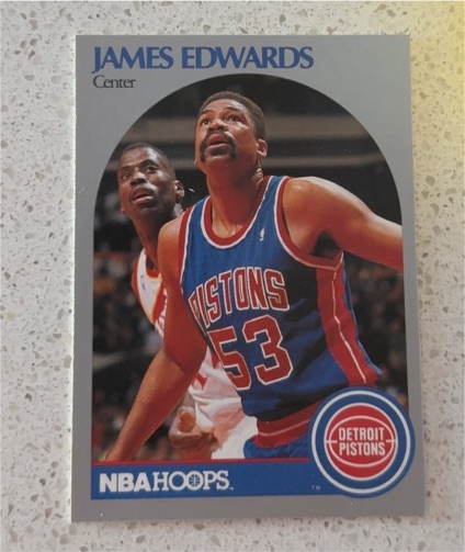 1990-91 NBA Hoops #104 James Edwards — front