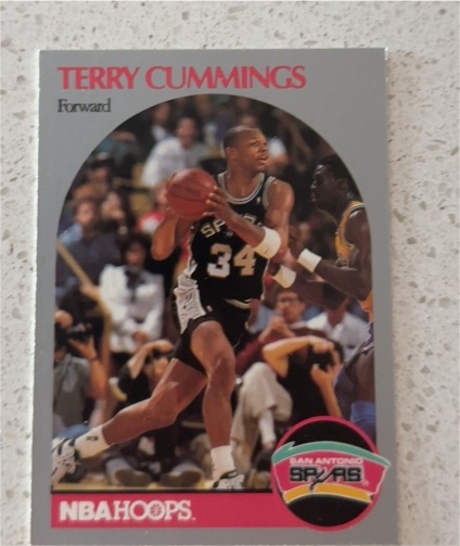1990 NBA Hoops #266 Terry Cummings — front