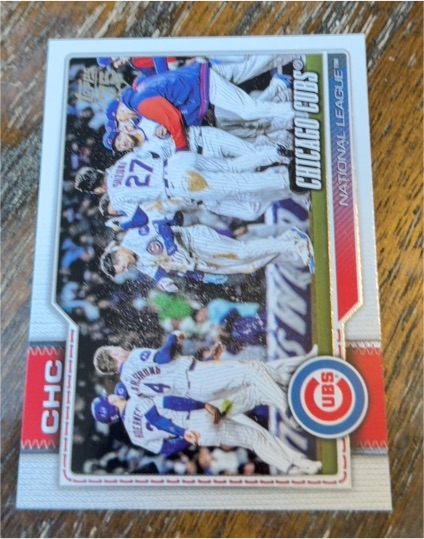 2026 Topps Series 1 #320 Chicago Cubs Team Card — front