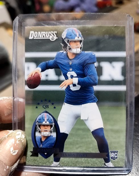 2025 Panini Donruss #33 Jaxson Dart Rookie Retro 1995 — front