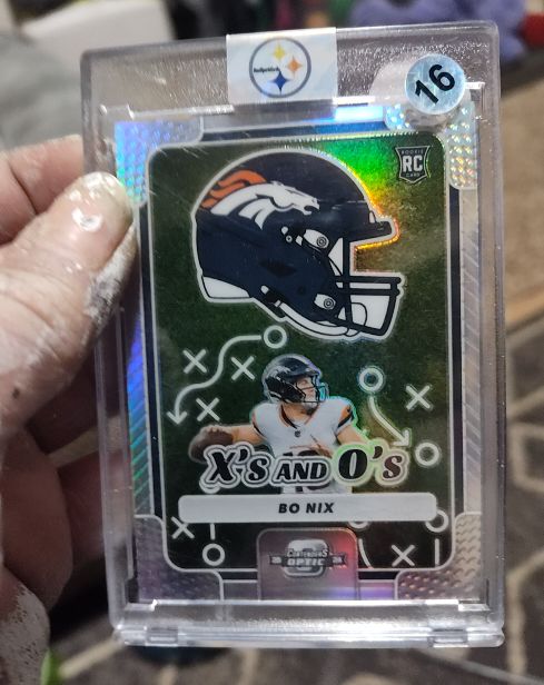 2024 Panini Contenders Optic #XO-BNX Bo Nix — front