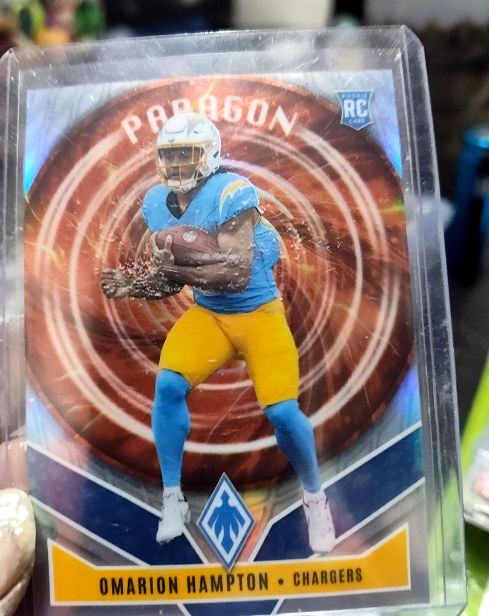 2025 Panini Phoenix Paragon #9 Omarion Hampton — front