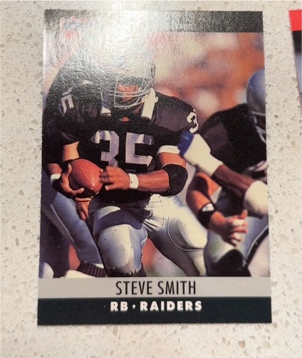 1990 Pro Set #157 Steve Smith — front