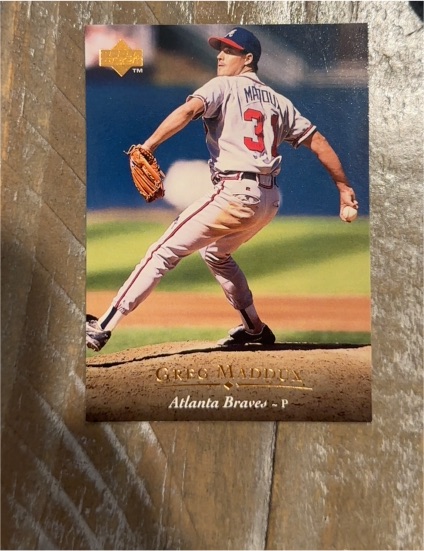 1995 Upper Deck #49 Greg Maddux Atlanta Braves — front