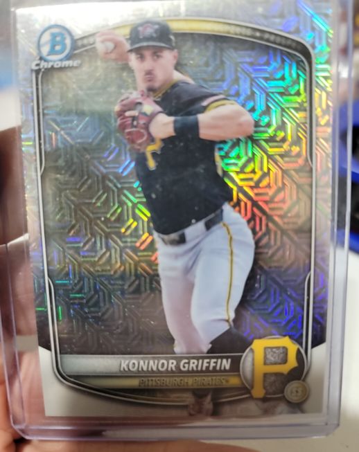2025 Bowman Chrome #BDC-102 Konnor Griffin — front