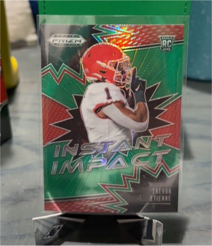 2025 Panini Prizm Draft Picks Instant Impact #II-16 Trevor Etienne — front