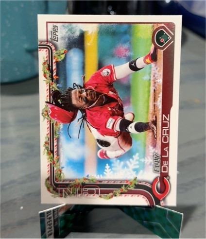 2025 Topps Holiday #H97 Elly De La Cruz — front