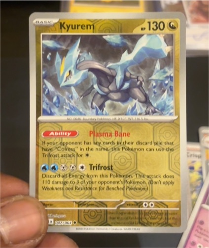 2024 Pokémon Shrouded Fable #047 Kyurem — front