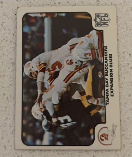1977 Fleer Team Action #54 Tampa Bay Buccaneers Expansion Blues — front