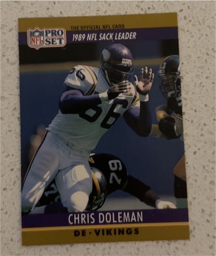 1990 Pro Set #18 Chris Doleman — front