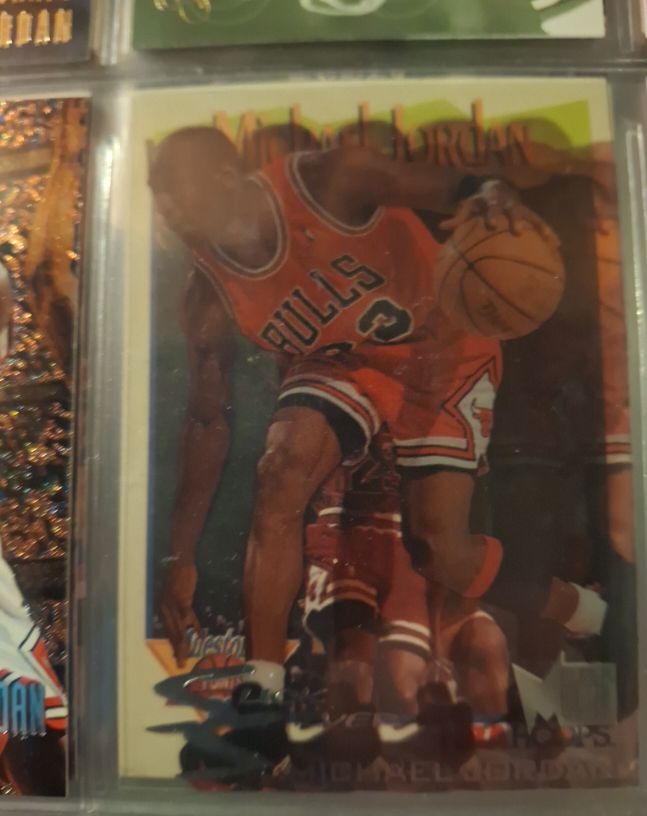 1995-96 NBA Hoops #3 Michael Jordan — front