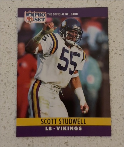 1990 Pro Set #195 Scott Studwell — front