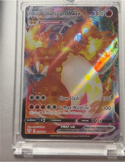 2020 Pokemon Sword & Shield Darkness Ablaze #020 Charizard VMAX — front