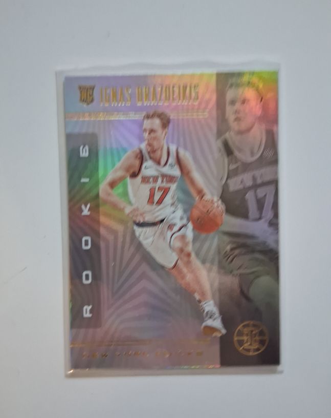 2019-20 Panini Illusions #184 Ignas Brazdeikis RC New York Knicks — front
