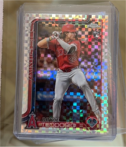 2025 Topps Chrome #198 Bryce Teodosio X-Fractor Rookie Card — front