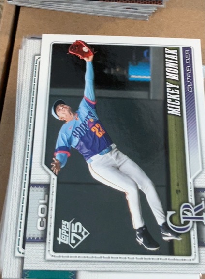 2026 Topps Series 1 #195 Mickey Moniak — front