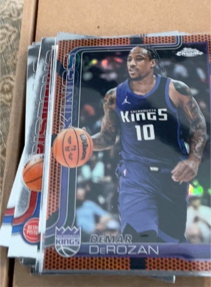 2025-26 Topps Chrome #240 DeMar DeRozan — front