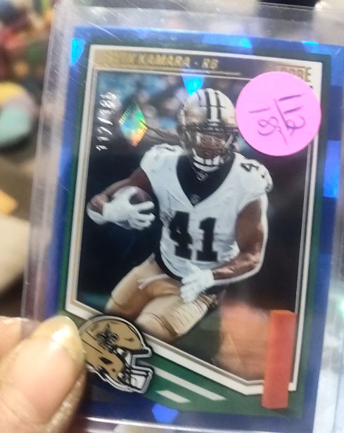 2025 Panini Score #122 Alvin Kamara — front