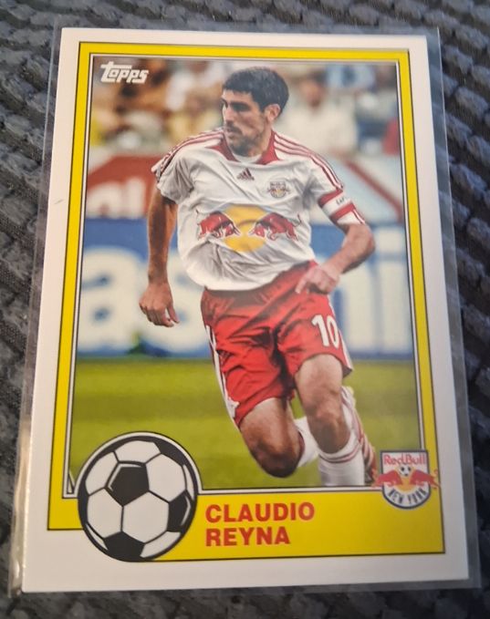 2021 Topps MLS #T81-3 Claudio Reyna — front