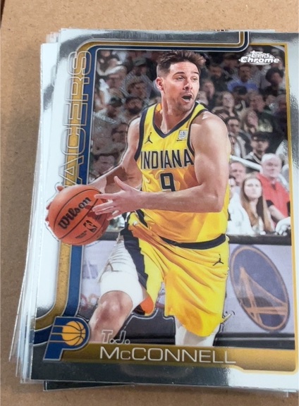 2025-26 Topps Chrome #11 T.J. McConnell — front