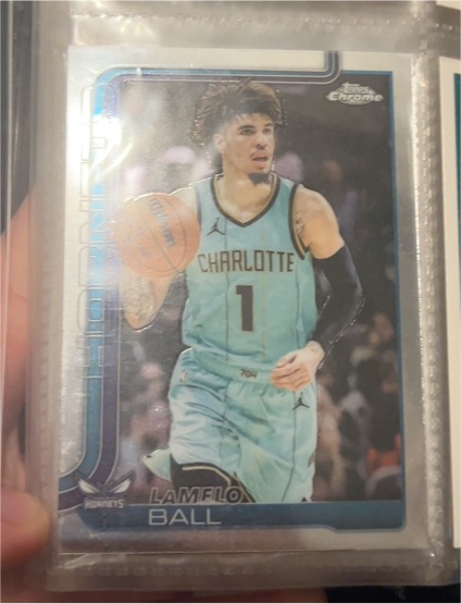2025-26 Topps Chrome #39 LaMelo Ball — front