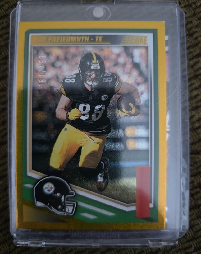 2025 Panini Score #90 Pat Freiermuth — front