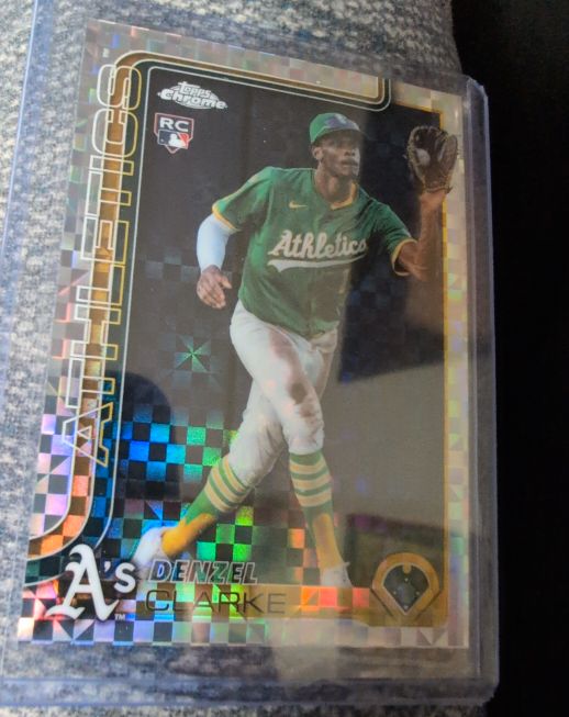 2025 Topps Chrome Update #USC15 Denzel Clarke — front