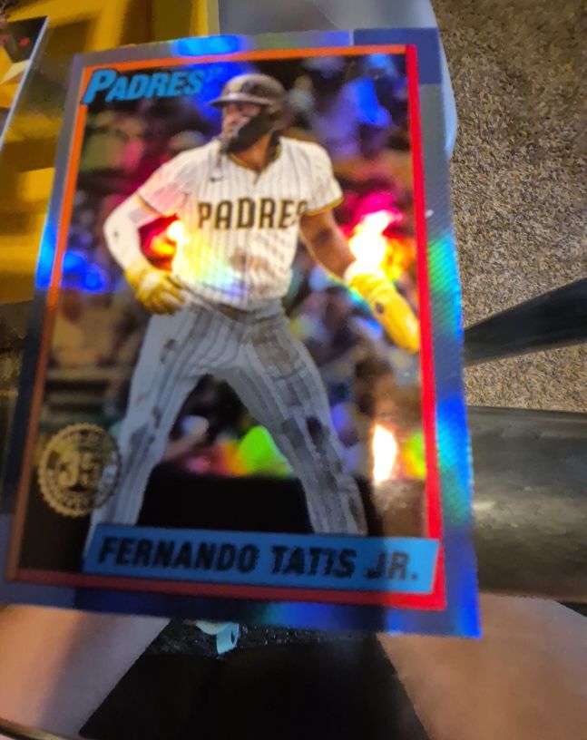 2025 Topps Update #U90-23 Fernando Tatis Jr. 1990 35th Anniversary Rainbow Foil — front