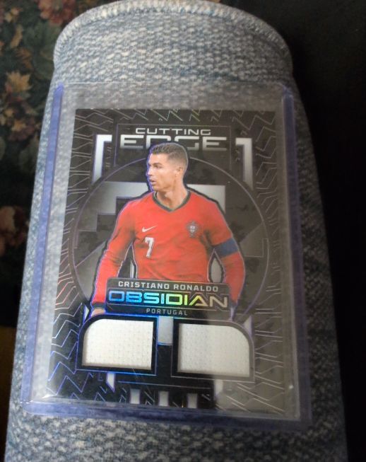2023-24 Panini Obsidian Cutting Edge Cristiano Ronaldo — front