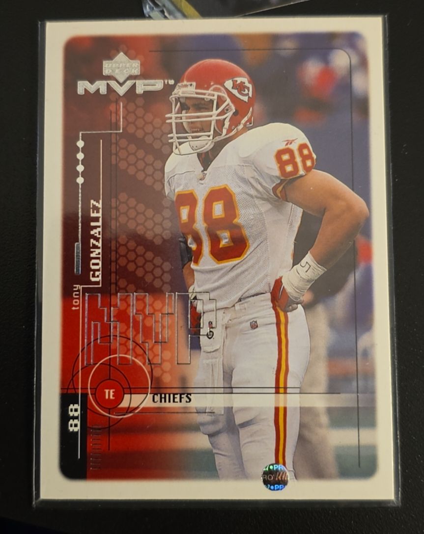 1999 Upper Deck MVP #92 Tony Gonzalez — front
