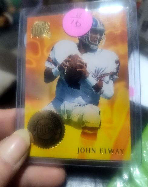 1994 Fleer Ultra #2 John Elway Achievement Award — front