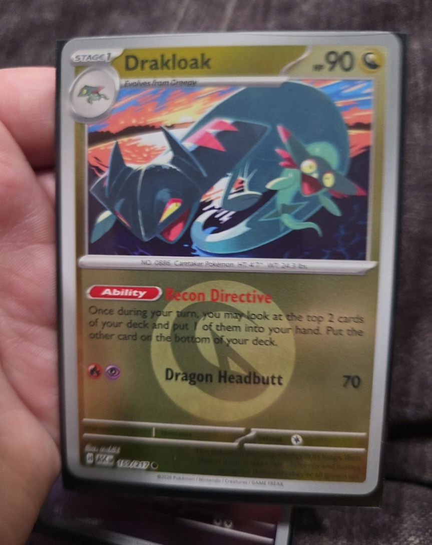 2022 Pokémon SV: Prismatic Evolutions #72 Drakloak — front