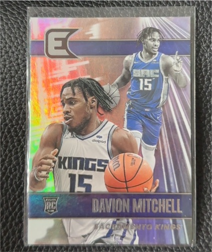 2021-22 Panini Chronicles Essentials #312 Davion Mitchell — front